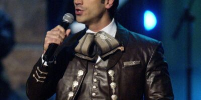 ¿Cuánto gana Alejandro Fernández por concierto? Descubre sus impresionantes honorarios