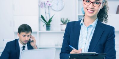 Descubre cuánto gana un Auxiliar Administrativo en la Comunidad de Madrid: Salarios y Beneficios