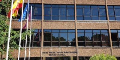 ¿Cuánto gana un catedrático de universidad jubilado? Descubre sus ingresos y beneficios