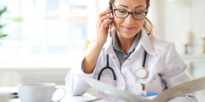 Descubre cuánto cobra un perito médico y cómo alcanzar ese nivel salarial