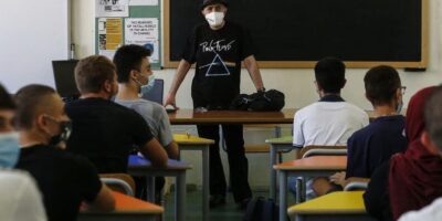 Salarios de profesores de secundaria concertados: ¿Cuánto cobran realmente?