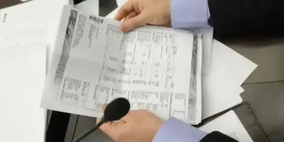 Descubre cuánto cobra un cuidador: Salario promedio y factores determinantes