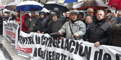 ¿Cuánto cobra un abogado por tramitar una jubilación?  honorarios de estos profesionales legalmente expertos en la materia